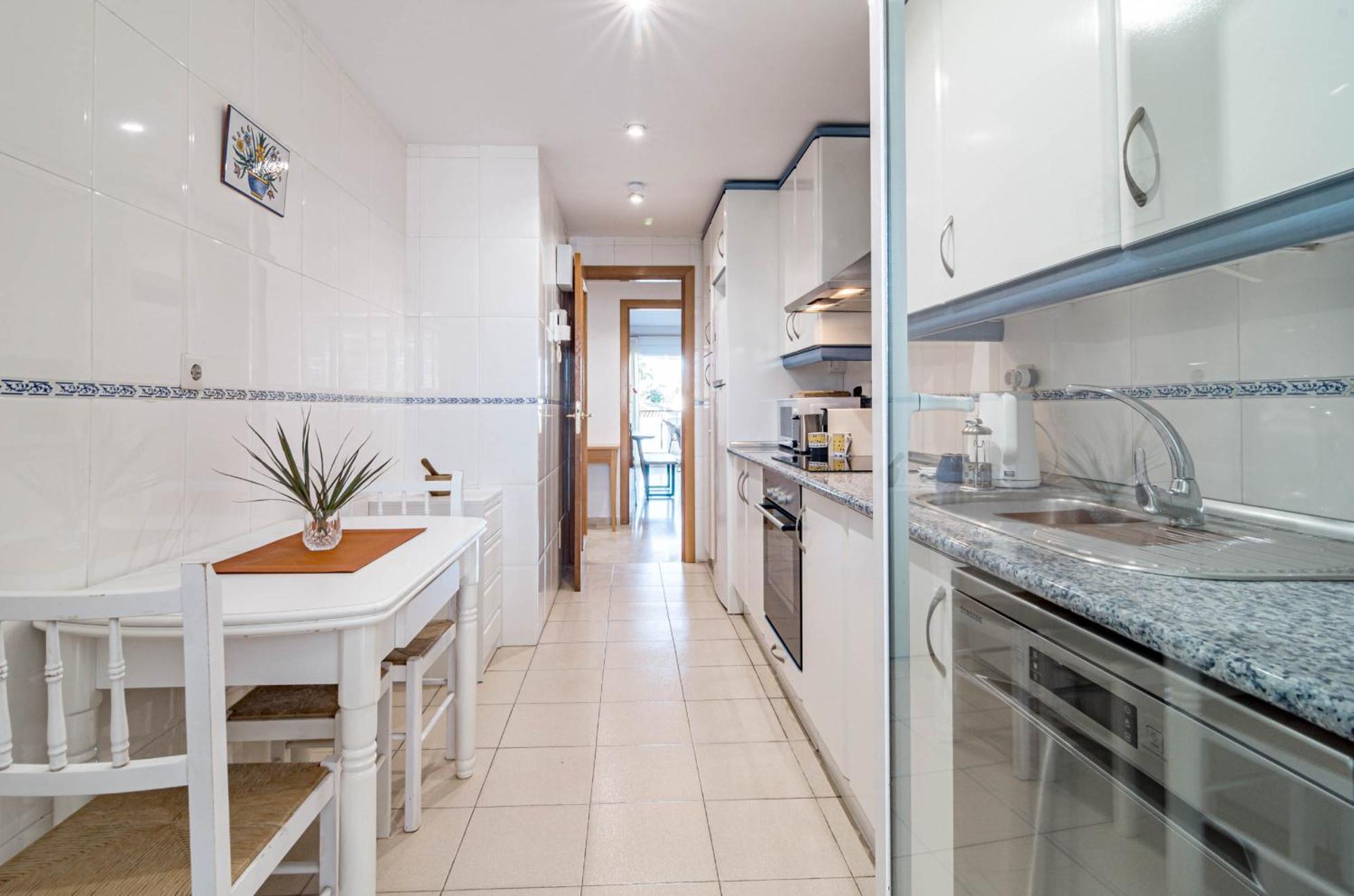 San Pedro Beachside Apartment